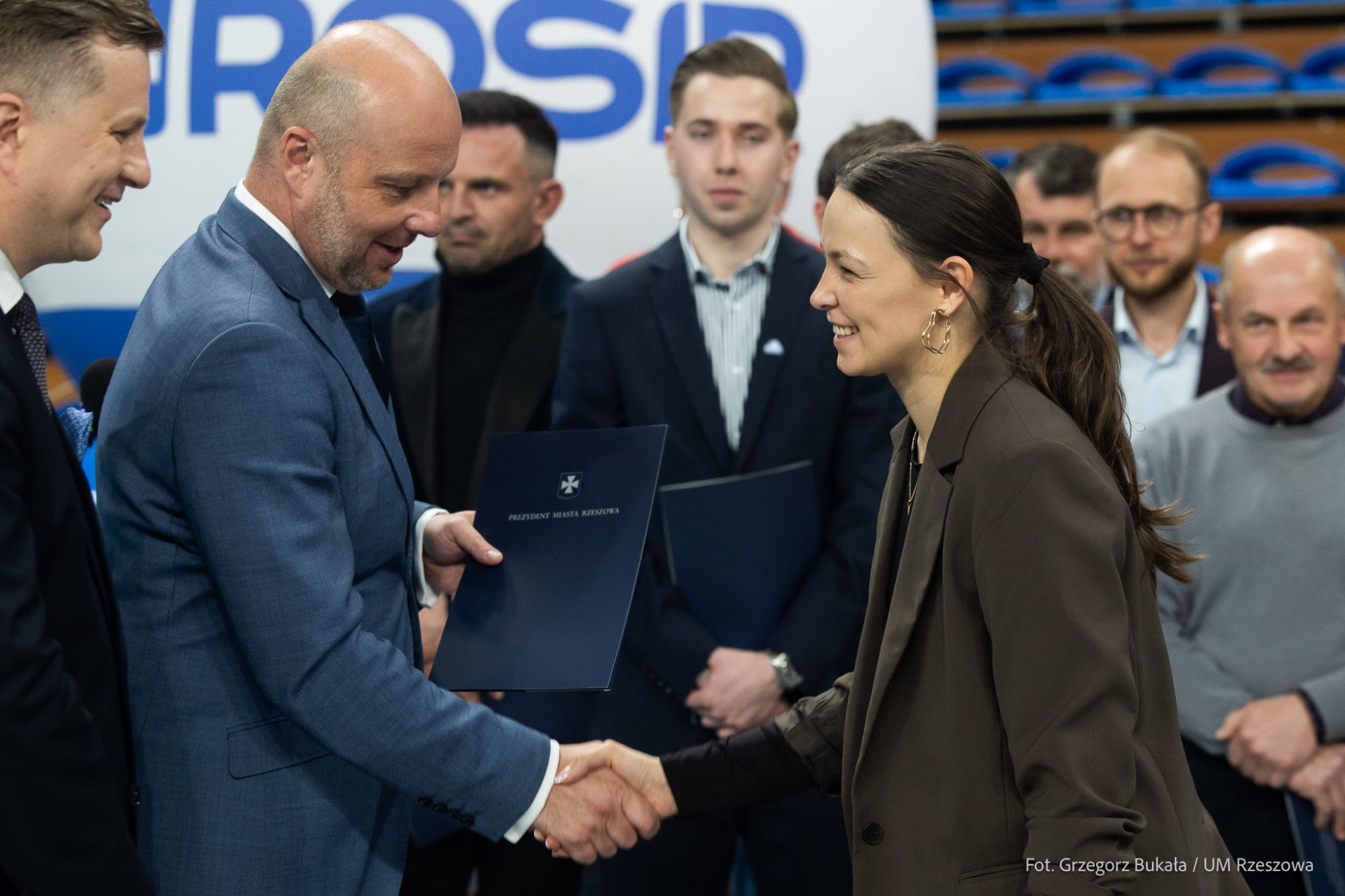 aktualność: Ogromne wsparcie dla rzeszowskich klubów sportowych